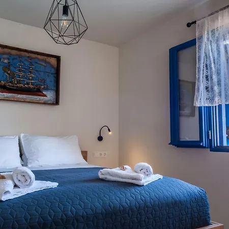 Porphyra Studio Chalki Town Room photo